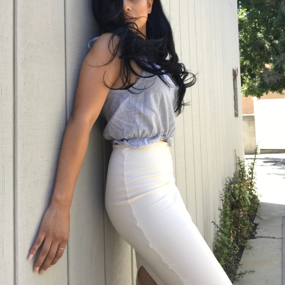 American Apperal white pencil skirt!!!❤️